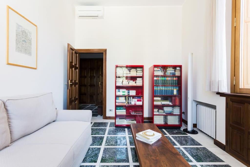 Apartamento Nel Cuore Di Milano-duomo Castello Brera Milán